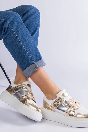 White trainers Justar 2