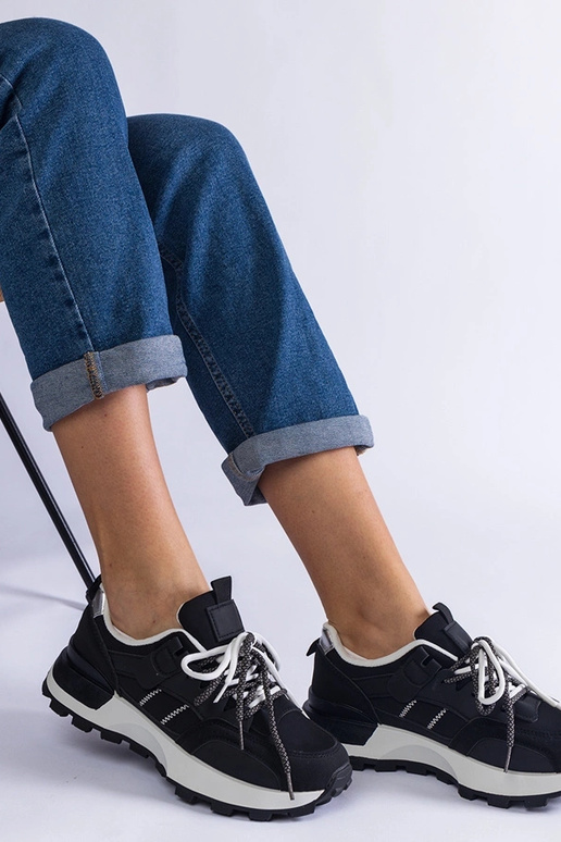 Czarne sportowe damskie sneakersy Adalia Czarne sportowe damskie sneakersy Adalia