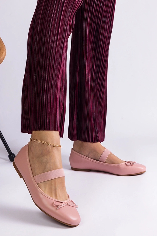 Różowe balerinki z gumką i ozdobną... Różowe balerinki z gumką i ozdobną...