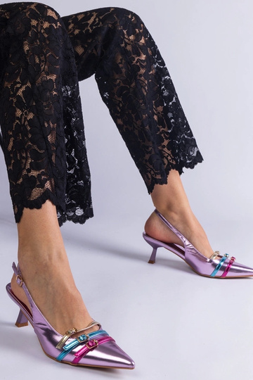 Fioletowe szpilki kaczuszki...