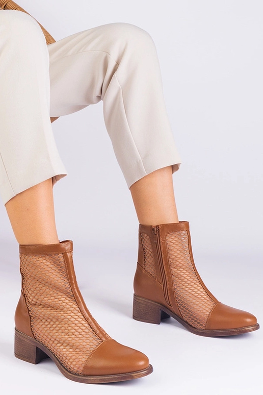 Black cowboy boots on the block heel... Black cowboy boots on the block heel...