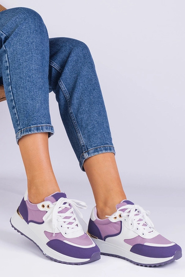 White trainers Justar