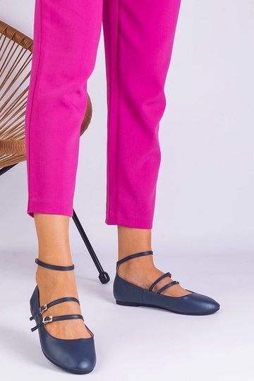 Granatowe balerinki z... 2