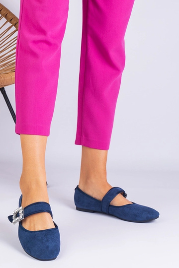 Granatowe balerinki... 2