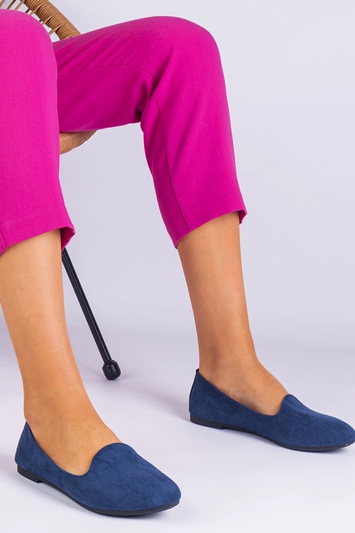 Granatowe klasyczne balerinki z... Granatowe klasyczne balerinki z...