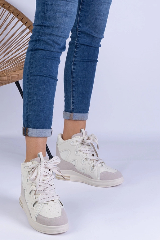 Białe sneakersy damskie z grubymi...