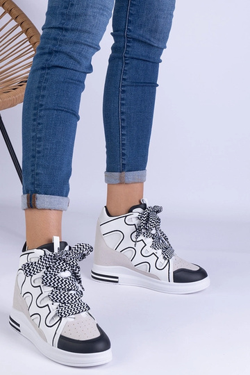 Białe sneakersy damskie z grubymi sznurówkami Gralina 2