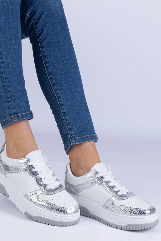 Srebrne sneakersy na grubej podeszwie... Srebrne sneakersy na grubej podeszwie...