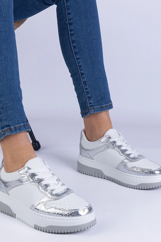 Srebrne sneakersy na grubej podeszwie... Srebrne sneakersy na grubej podeszwie...