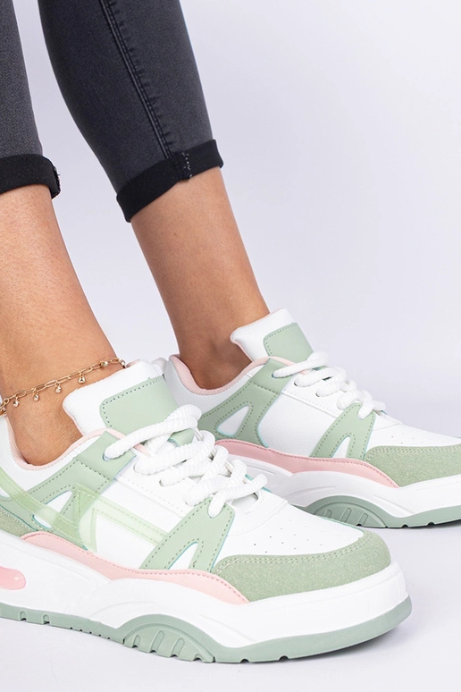 Zielone sneakersy z grubymi... Zielone sneakersy z grubymi...