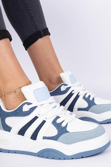 Niebieskie damskie sneakersy z masywnym sznurowaniem Bartella 2