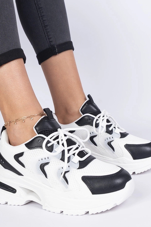 Biało-czarne damskie sneakersy... Biało-czarne damskie sneakersy...