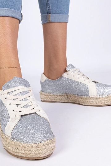 Srebrne damskie espadryle zdobione brokatem Taredo