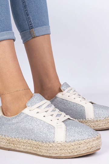 Srebrne damskie espadryle zdobione brokatem Taredo 2