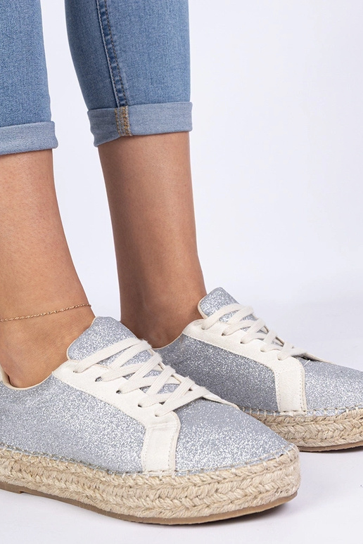 Srebrne damskie espadryle zdobione...