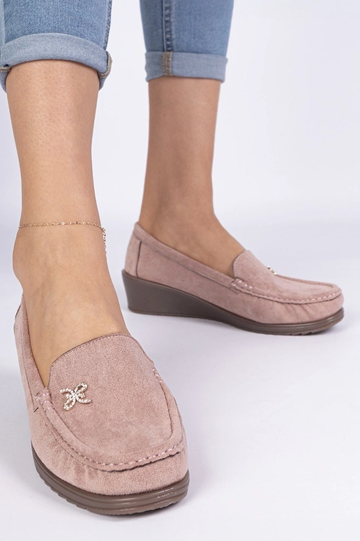 Różowe mokasyny damskie na koturnie z... Różowe mokasyny damskie na koturnie z...