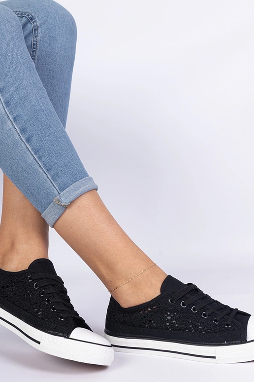 Czarne trampki damskie ażurowe Saha