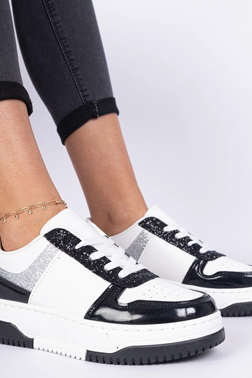 Czarne sneakersy damskie na grubej podeszwie Dolla 2