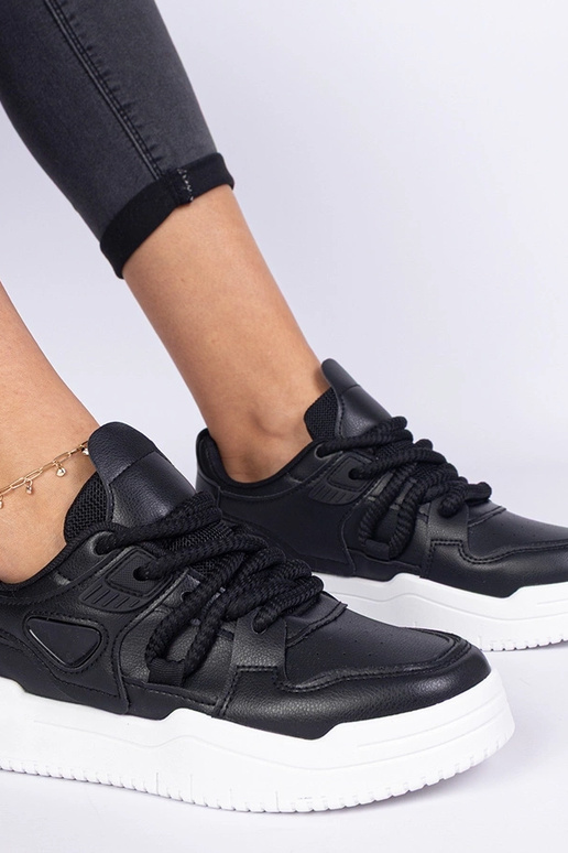 Czarne sneakersy damskie z grubymi... Czarne sneakersy damskie z grubymi...