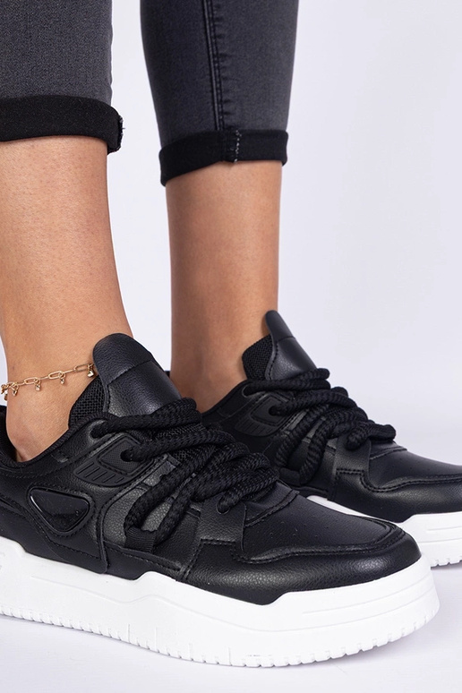 Czarne sneakersy damskie z grubymi... Czarne sneakersy damskie z grubymi...