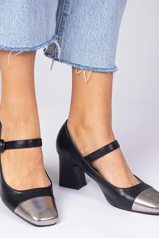 Czarne czółenka damskie ze srebrnym...