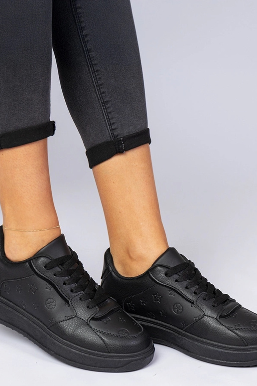 Czarne sportowe sneakersy z ekoskóry... Czarne sportowe sneakersy z ekoskóry...