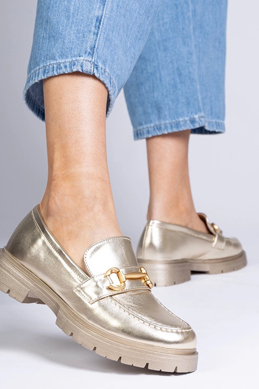 Złote eleganckie mokasyny ze...