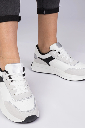 Białe sneakersy damskie z... 2