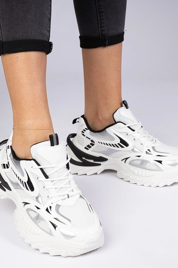 Białe sneakersy sportowe na masywnej podeszwie Lirata