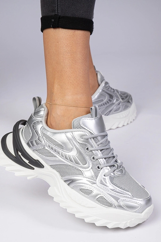 Srebrne sneakersy sportowe na... Srebrne sneakersy sportowe na...