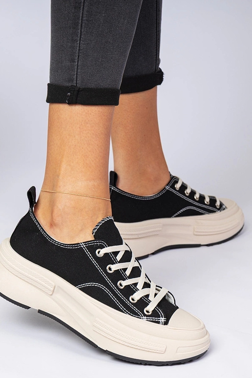 Czarne damskie trampki materiałowe...