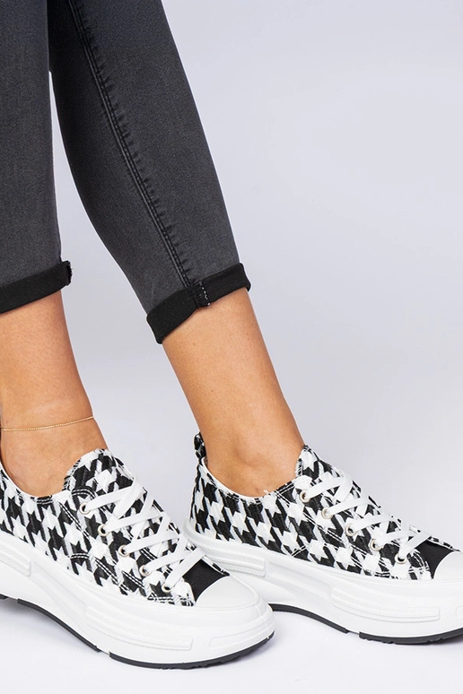Biało-czarne damskie trampki... Biało-czarne damskie trampki...