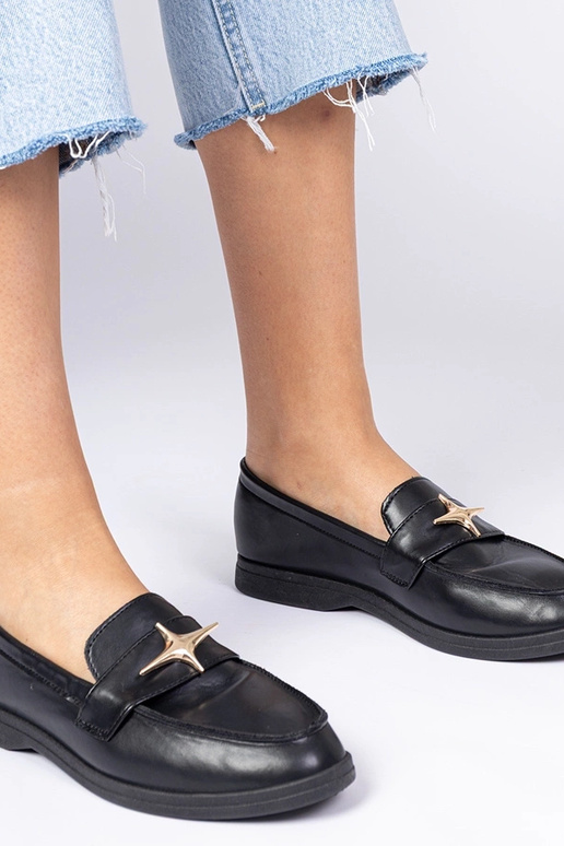 Czarne damskie mokasyny ze złotą...