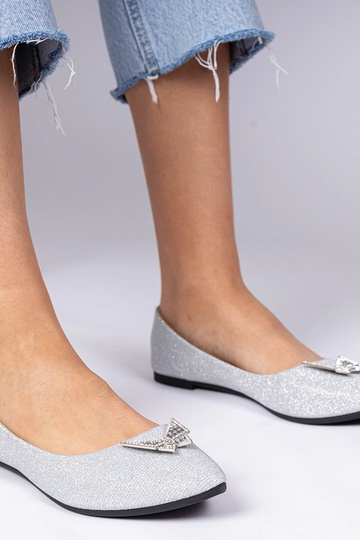Srebrne damskie balerinki...