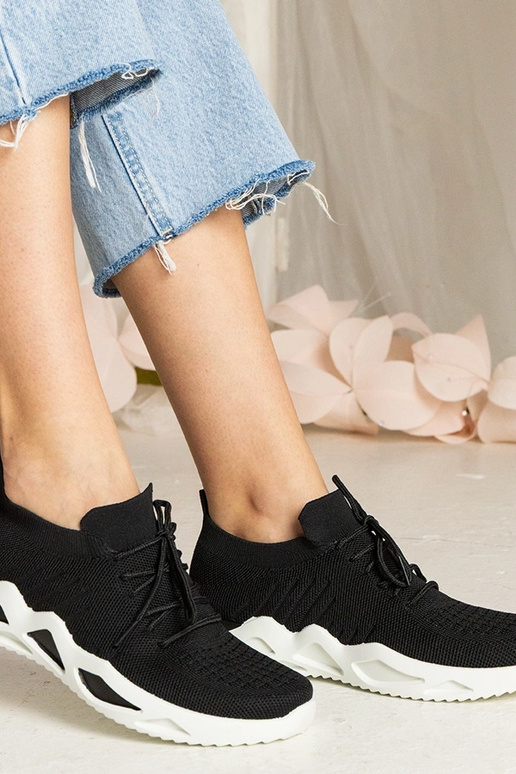 Czarne sneakersy z skarpetkową... Czarne sneakersy z skarpetkową...