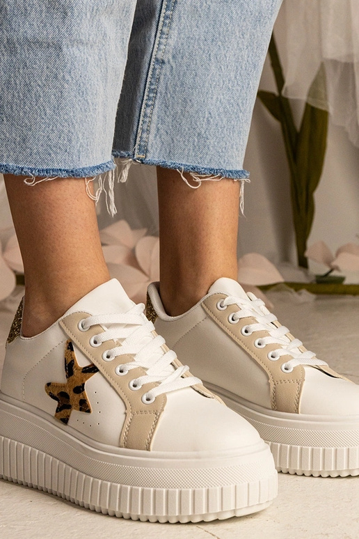 Biało-beżowe sneakersy zdobione... Biało-beżowe sneakersy zdobione...
