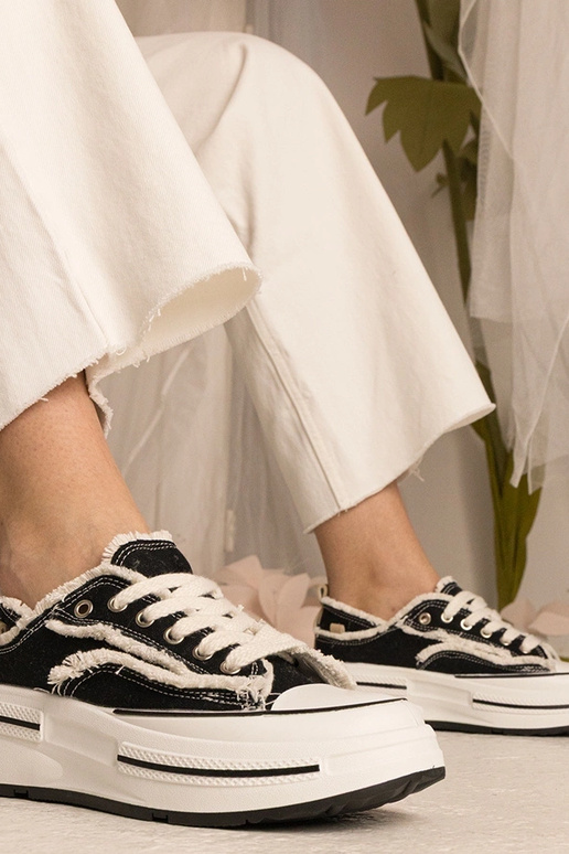 Czarne damskie trampki na wysokiej...