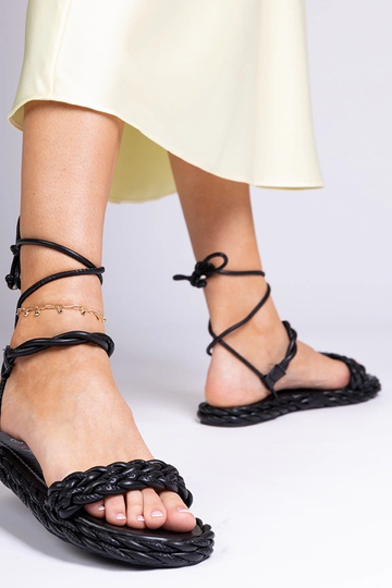 Czarne sandały damskie... 2