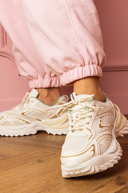 Beżowe sneakersy sportowe na grubej... Beżowe sneakersy sportowe na grubej...