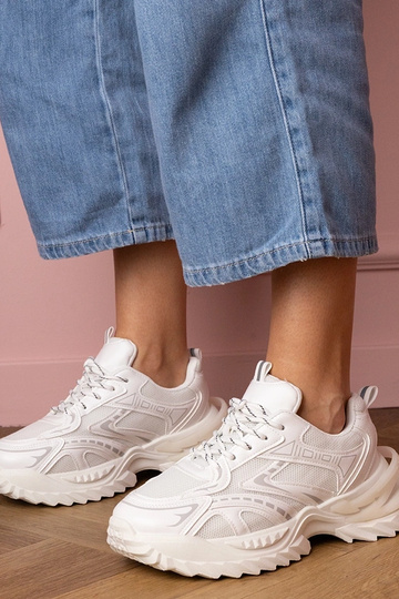 Białe sneakersy sportowe na grubej podeszwie Lirana