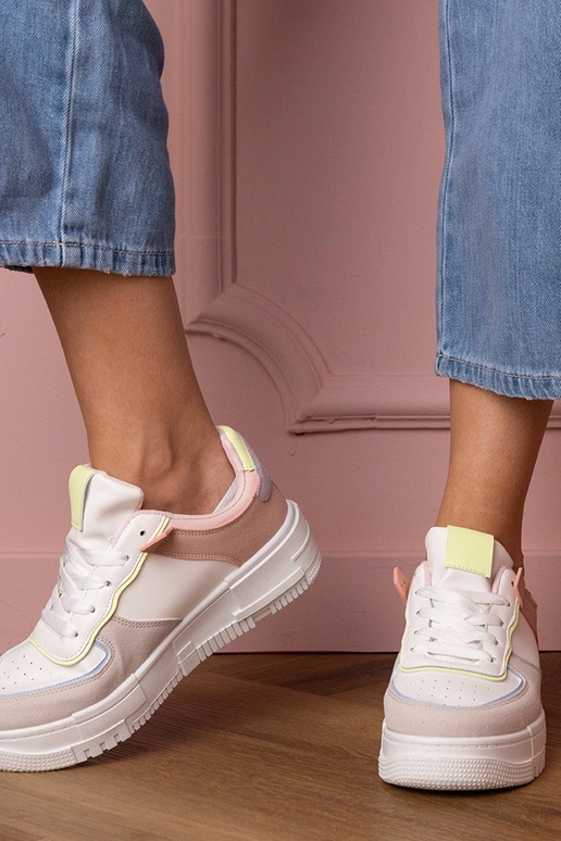 Biało-szare sneakersy sportowe na... Biało-szare sneakersy sportowe na...