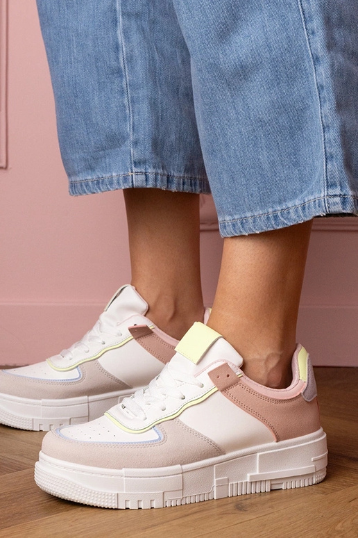 Biało-szare sneakersy sportowe na... Biało-szare sneakersy sportowe na...