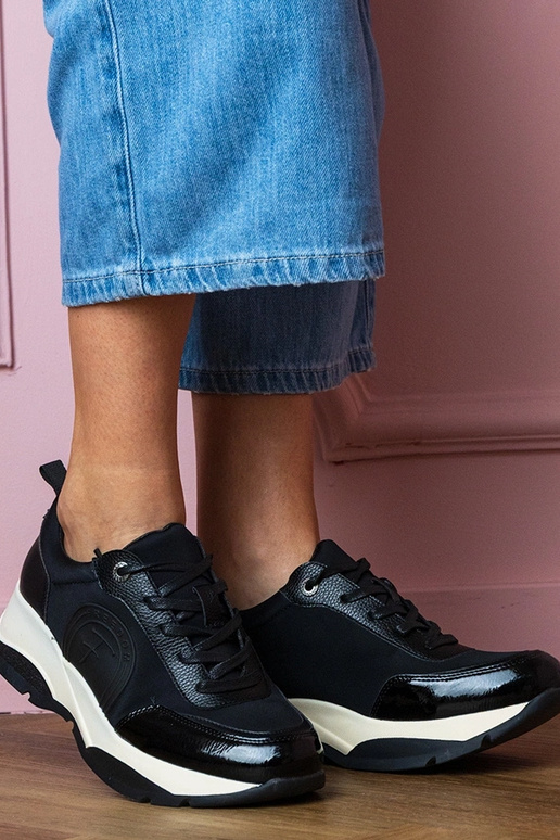 Czarne sportowe sneakersy damskie Wener Czarne sportowe sneakersy damskie Wener