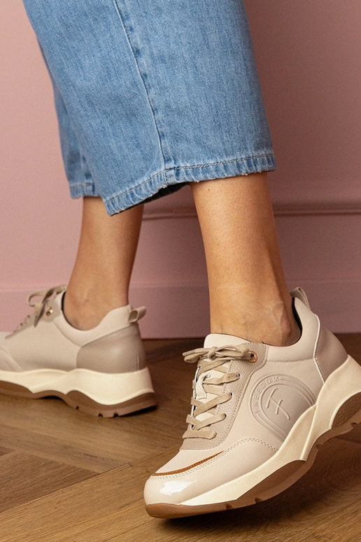 Beżowe sportowe sneakersy damskie Wener Beżowe sportowe sneakersy damskie Wener