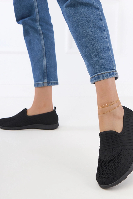 Czarne damskie tenisówki Saris