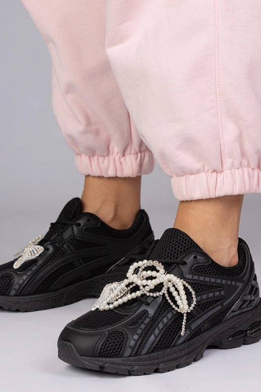 Czarne sneakersy z odpinanymi...