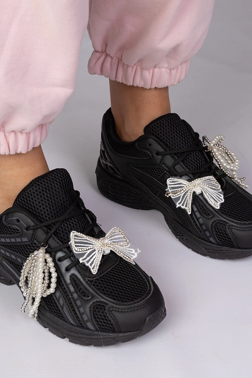 Czarne sneakersy z odpinanymi...