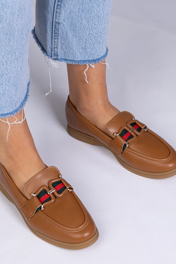 Brązowe mokasyny z ekoskóry...