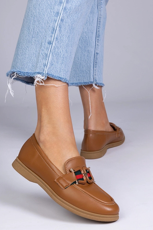 Brązowe mokasyny z ekoskóry z ozdobą...