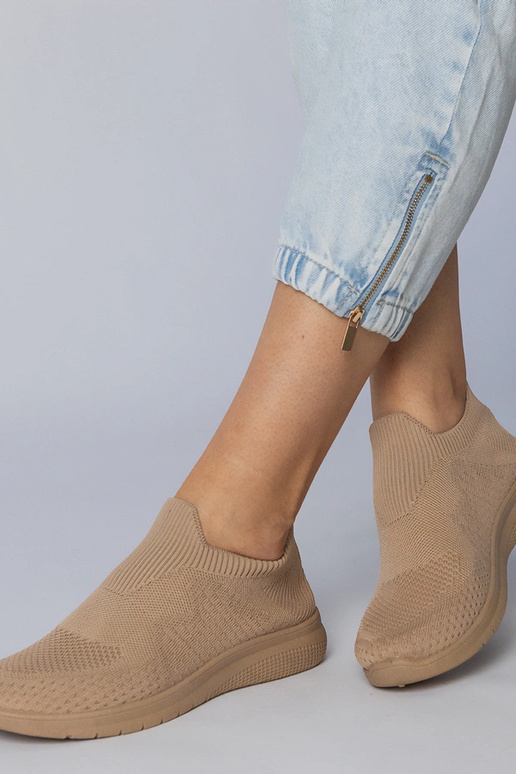 Beżowe sneakersy sportowe ze...